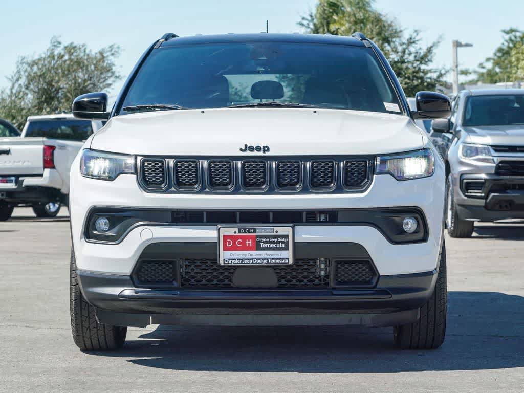 Certified 2023 Jeep Compass Latitude AWD/4WD image 2