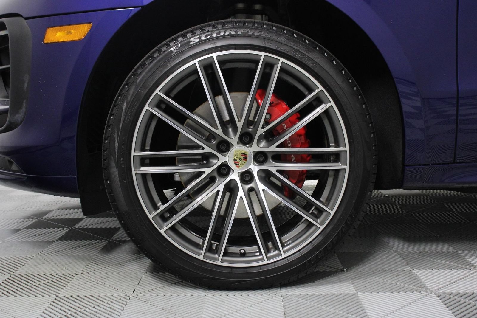 Certified 2026 Porsche Macan S AWD/4WD image 30
