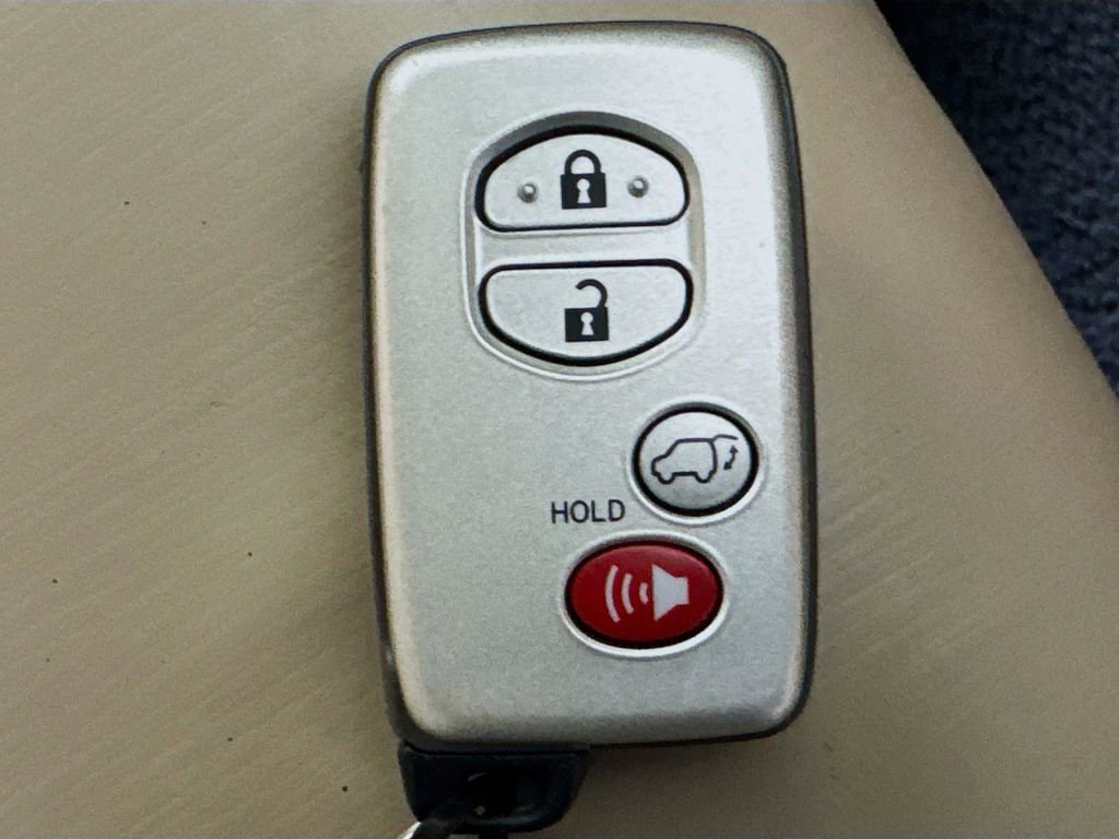 Used 2009 Toyota Venza image 37