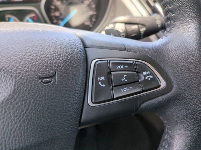 Certified 2017 Ford Escape Titanium FWD image 27