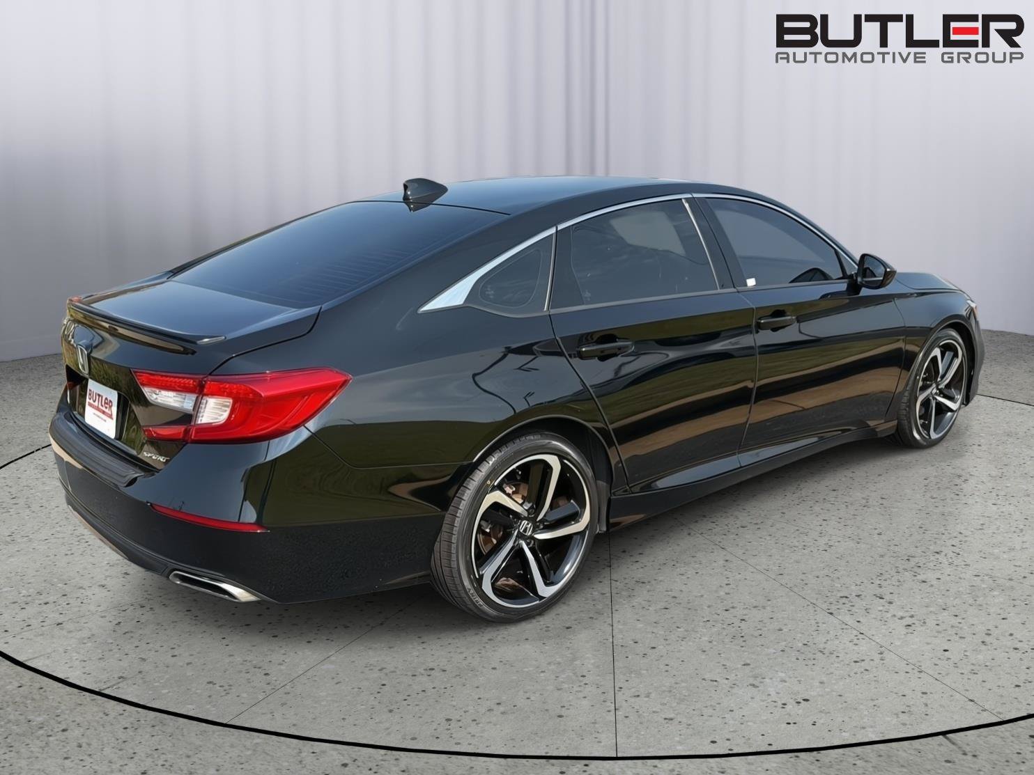 Used 2022 Honda Accord Sport image 6