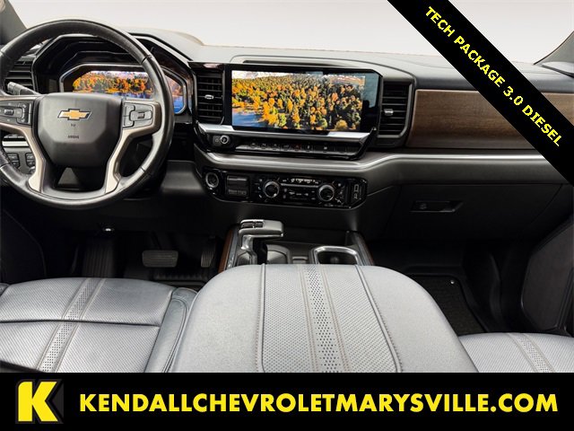 Used 2023 Chevrolet Silverado 1500 High Country w/ Technology Package image 10