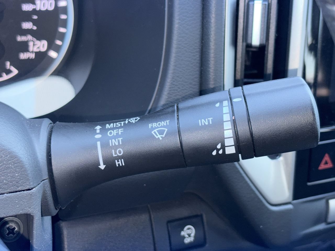 Certified 2025 Nissan Frontier SV w/ SV Convenience Package RWD image 19