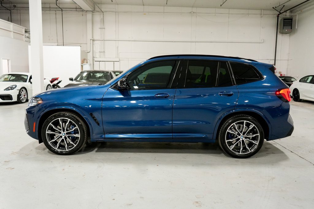 Used 2023 BMW X3 M40i w/ Premium Package image 2