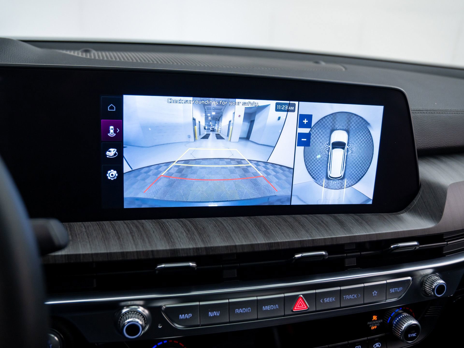 Used 2023 Kia Telluride SX image 28