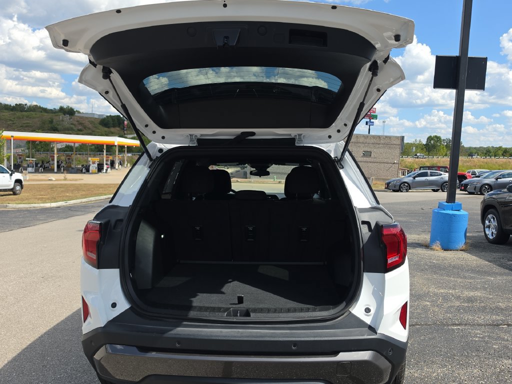 Used 2026 GMC Terrain Elevation FWD image 29