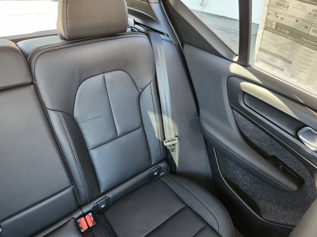 New 2026 Volvo XC40 B5 Ultra w/ Climate Package AWD/4WD image 15