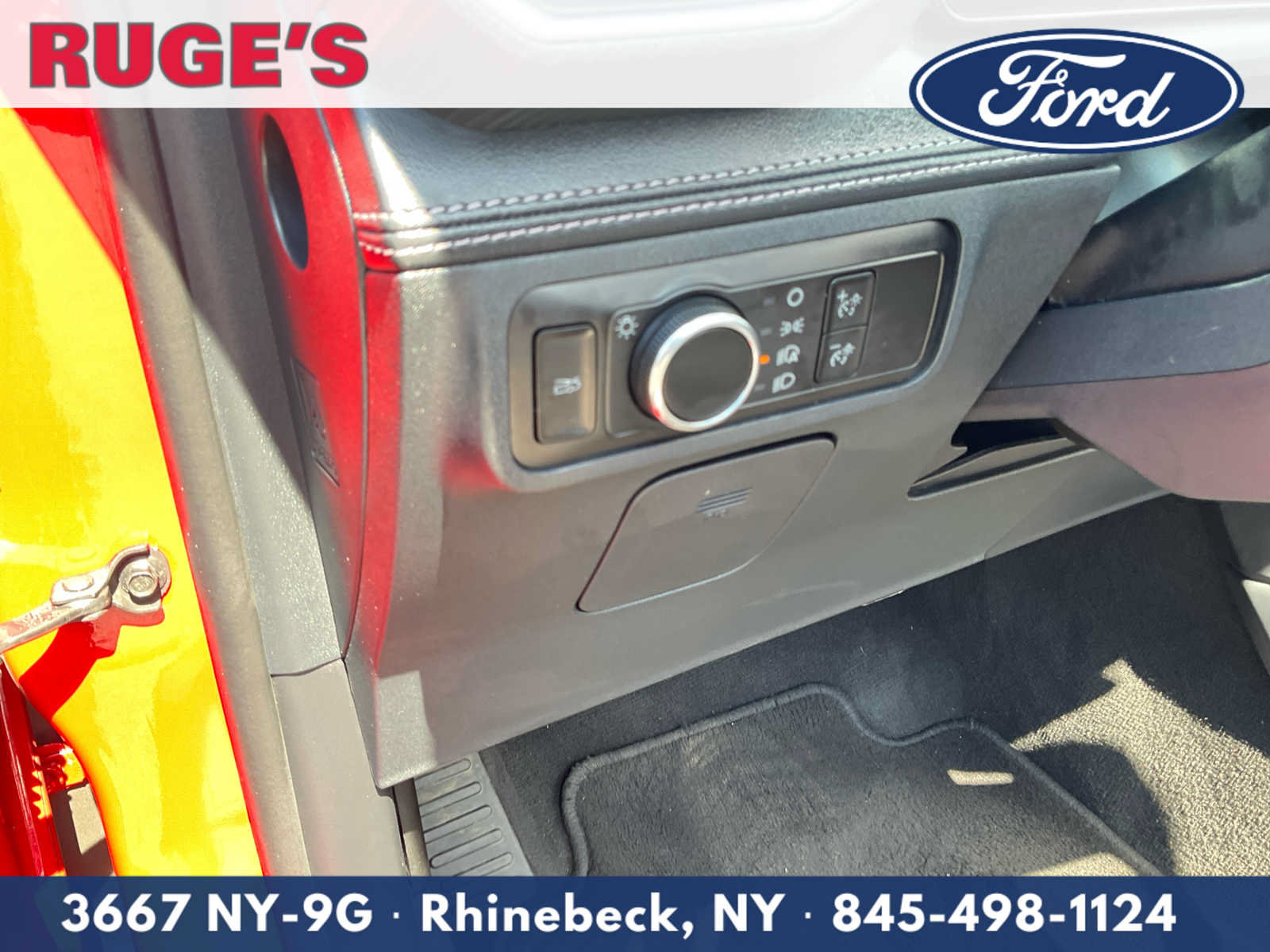 Used 2025 Ford Mustang Premium RWD image 21