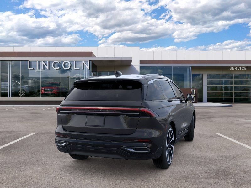 New 2026 Lincoln Nautilus Black Label AWD/4WD image 8