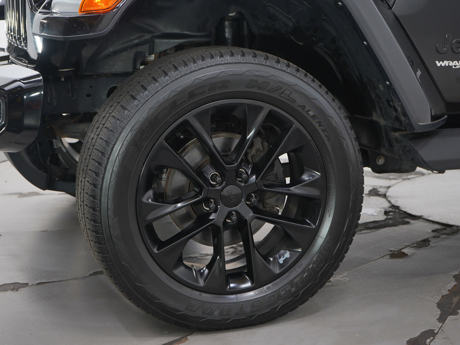 Used 2022 Jeep Wrangler Unlimited Sahara image 29