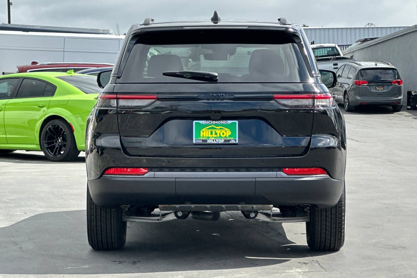 New 2026 Jeep Grand Cherokee Altitude AWD/4WD image 5