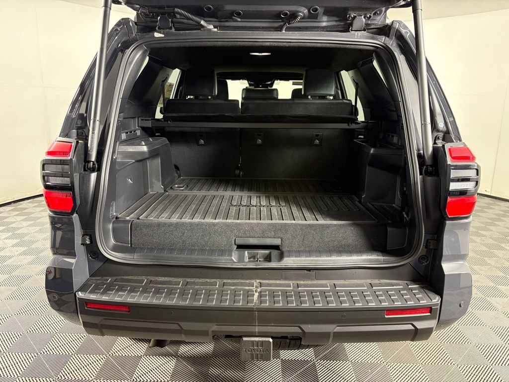 Used 2025 Toyota 4Runner TRD Off-Road Premium w/ Tow Technology Package AWD/4WD image 31