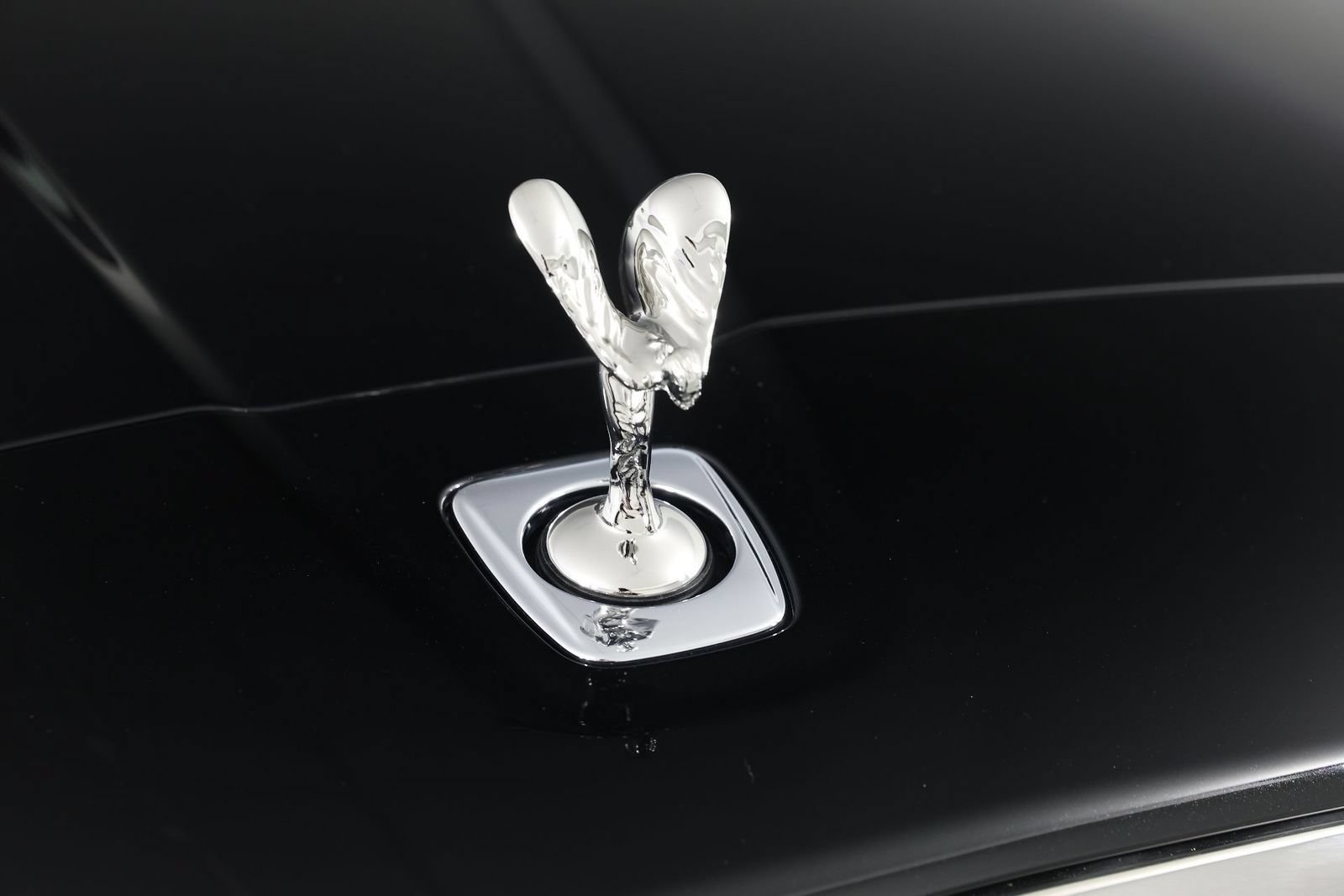 New 2026 Rolls-Royce Cullinan AWD/4WD image 30
