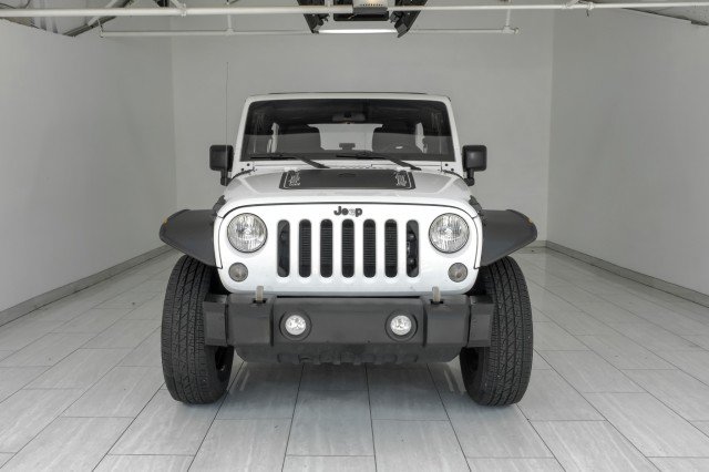 Used 2017 Jeep Wrangler Unlimited Sport AWD/4WD image 3