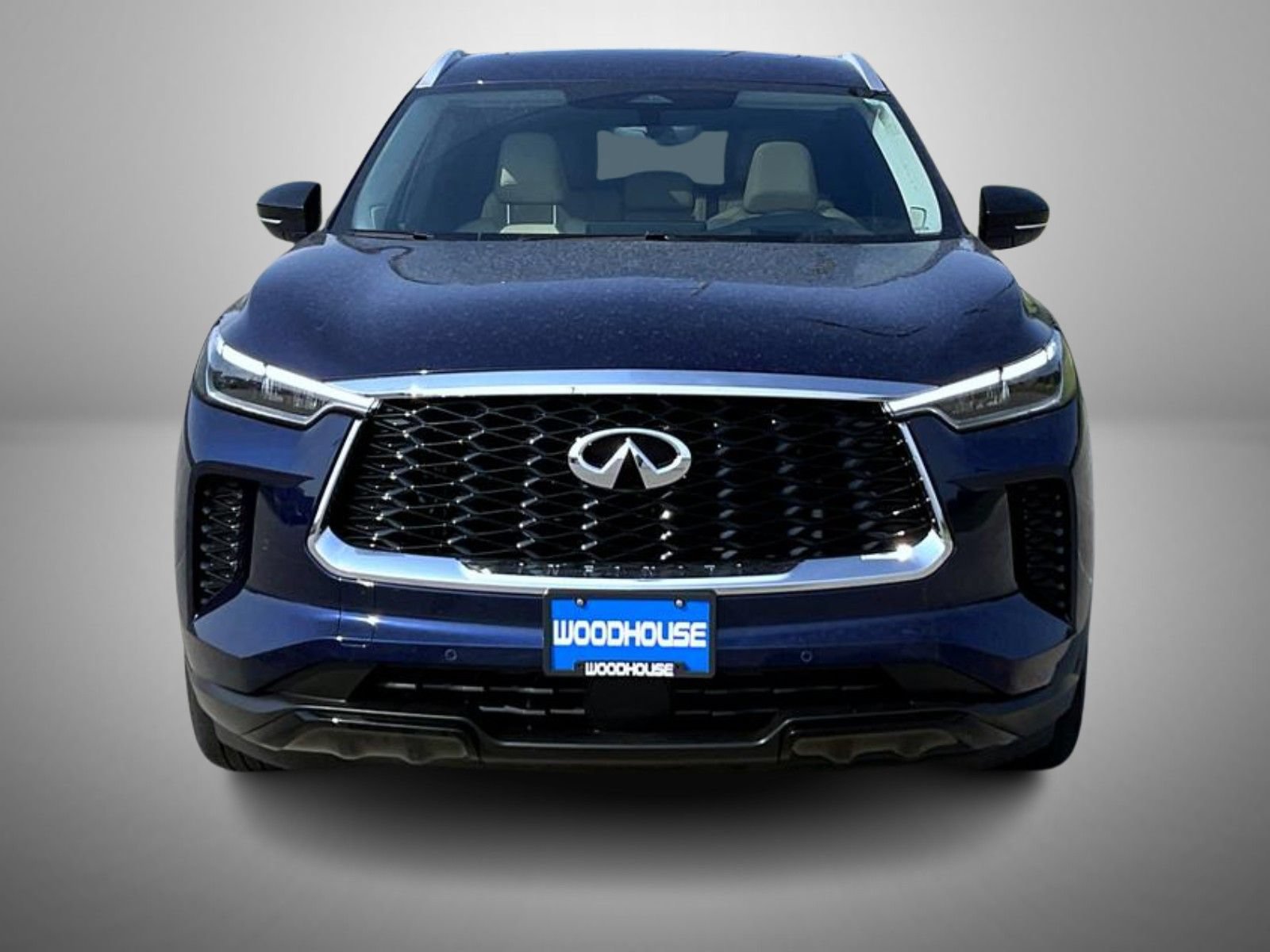 Used 2023 INFINITI QX60 Luxe w/ Vision Package AWD/4WD image 2