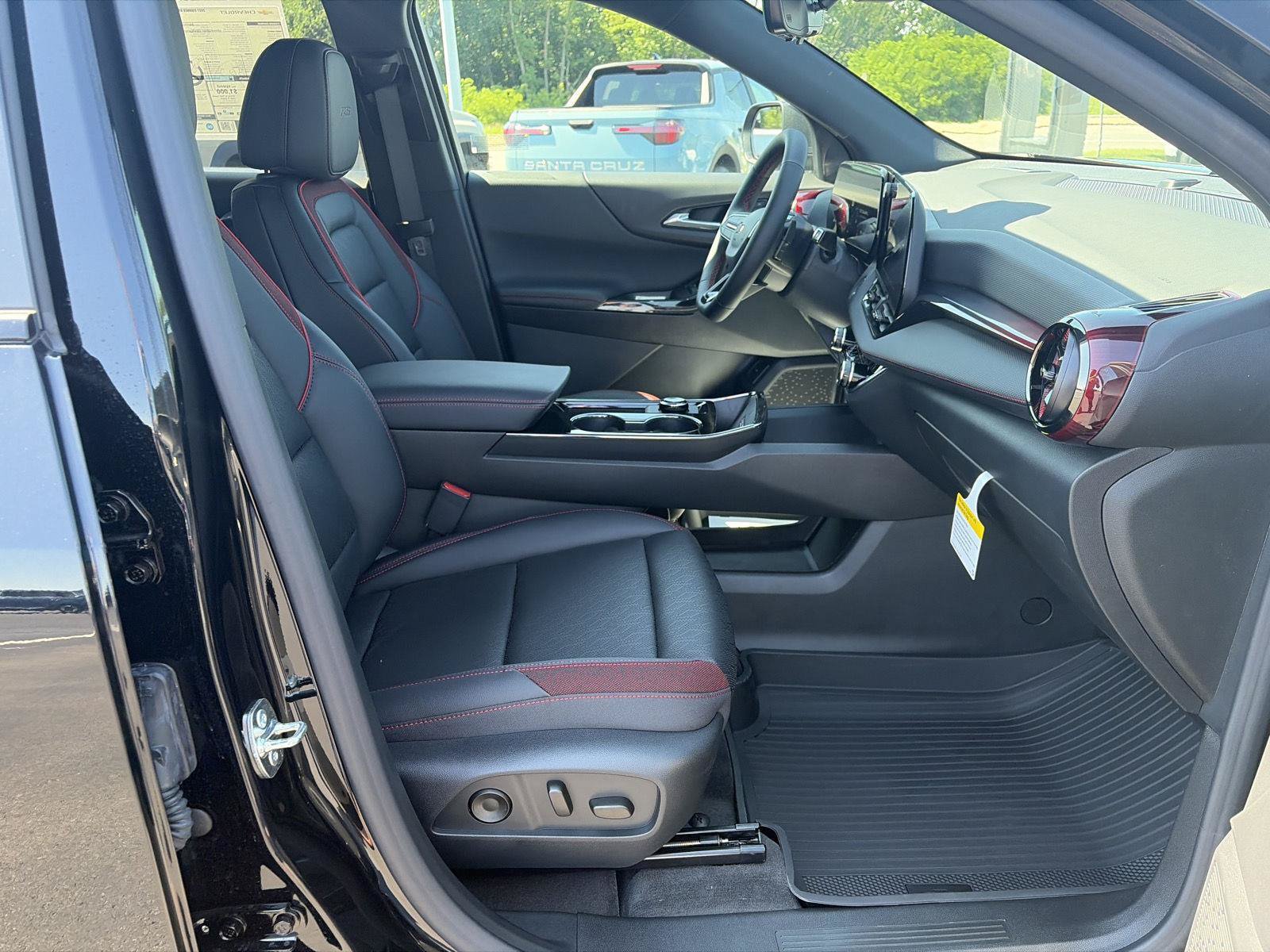 New 2027 Chevrolet Equinox RS w/ Safety and Technology Package AWD/4WD image 17