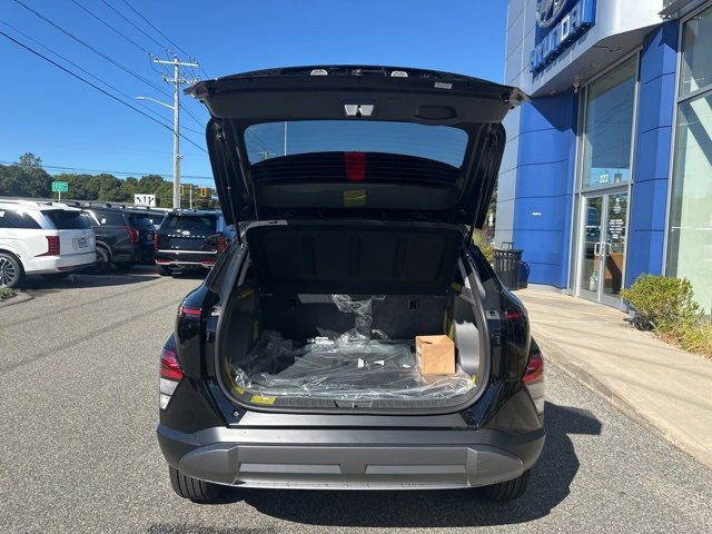 New 2026 Hyundai Kona SEL Premium image 32