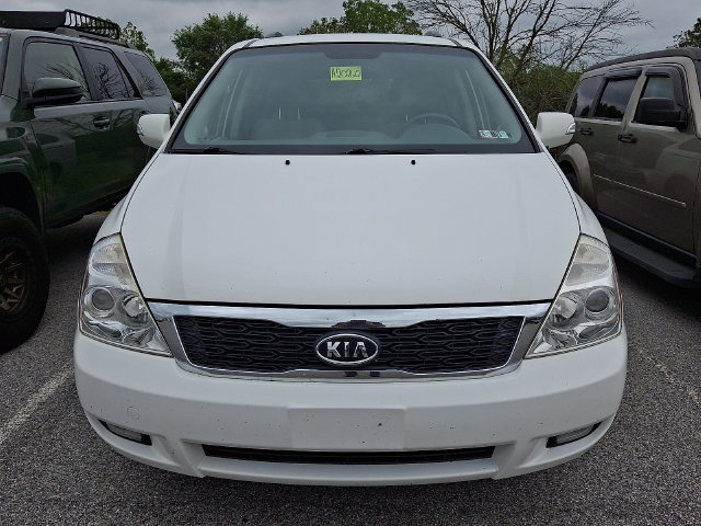 Used 2012 Kia Sedona EX FWD image 2
