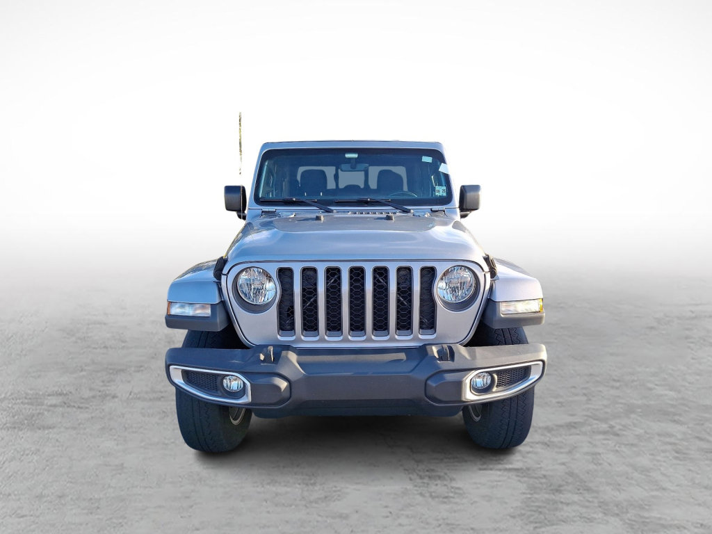 Used 2020 Jeep Gladiator Sport image 2