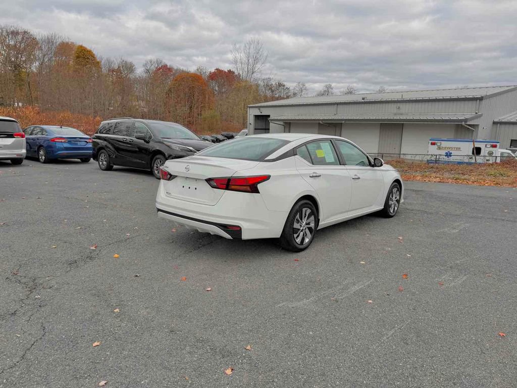 Used 2021 Nissan Altima 2.5 S image 7