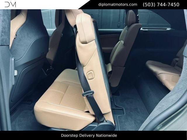 Used 2026 Lucid Gravity Grand Touring AWD/4WD image 25