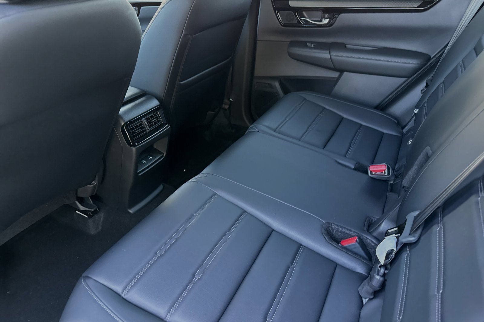 New 2025 Honda CR-V FWD e:FCEV image 12