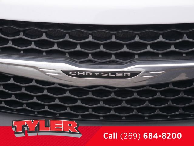 New 2026 Chrysler Voyager LX image 13