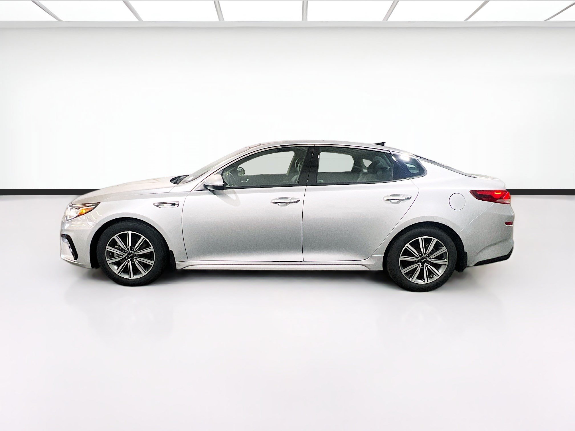 Used 2020 Kia Optima Premium FWD image 24