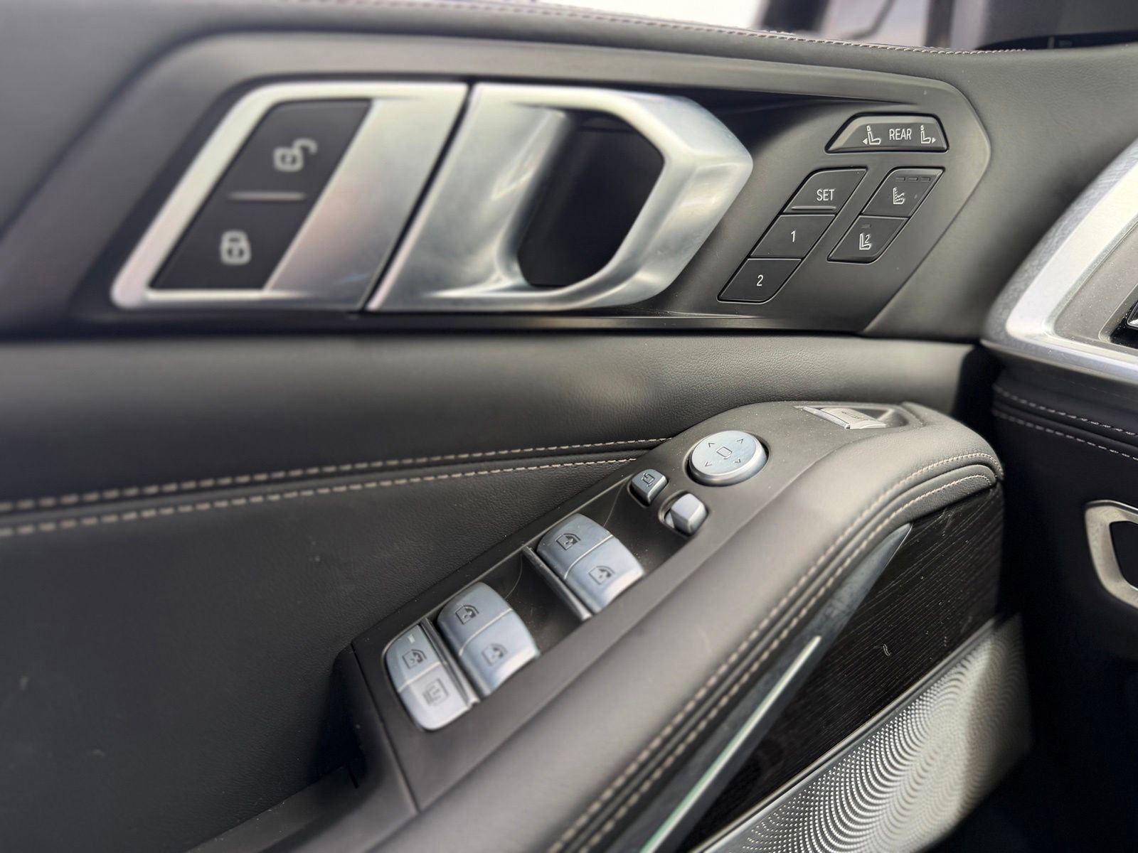 Used 2024 BMW X7 M60i w/ Executive Package AWD/4WD image 42