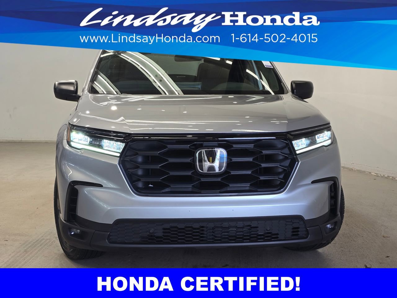 Certified 2025 Honda Pilot Sport image 2