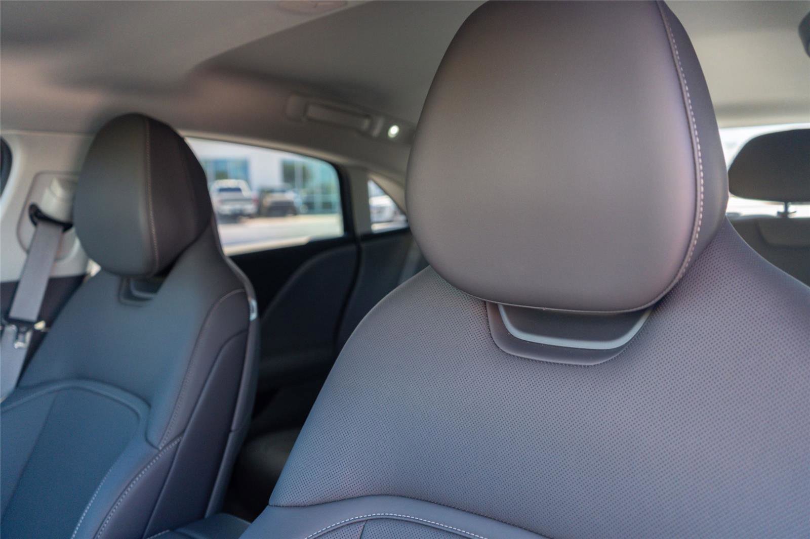 Used 2025 Lucid Air Touring image 10