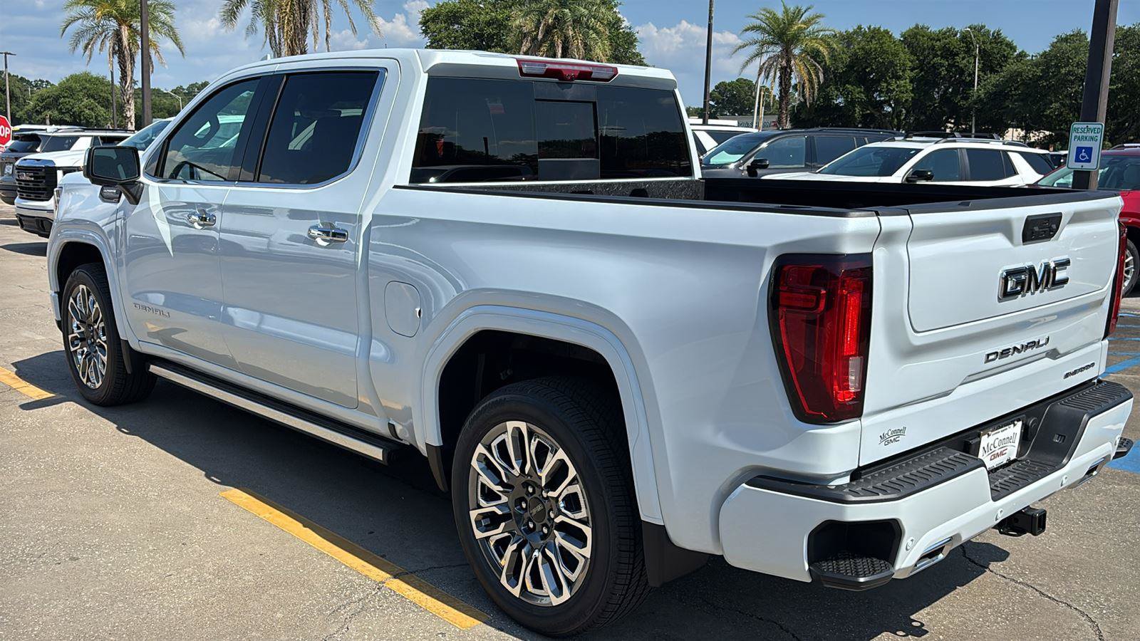 New 2026 GMC Sierra 1500 Denali Ultimate AWD/4WD image 5