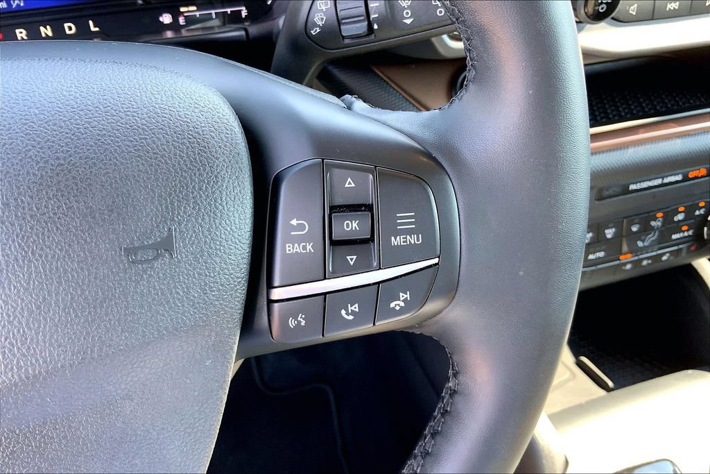 Used 2024 Ford Bronco Sport Outer Banks w/ Tech Package AWD/4WD image 18