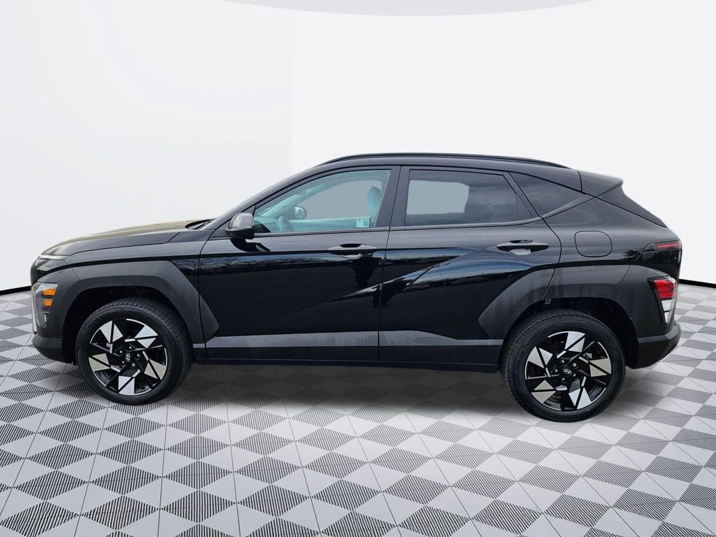 Certified 2025 Hyundai Kona SEL image 3