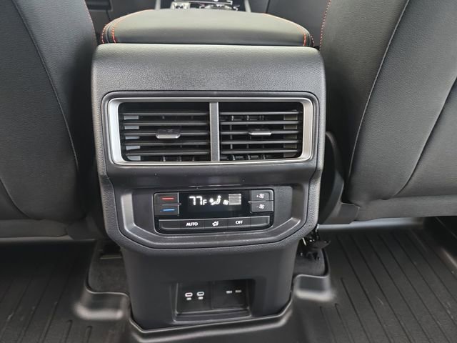 New 2026 Volkswagen Atlas Peak Edition image 16