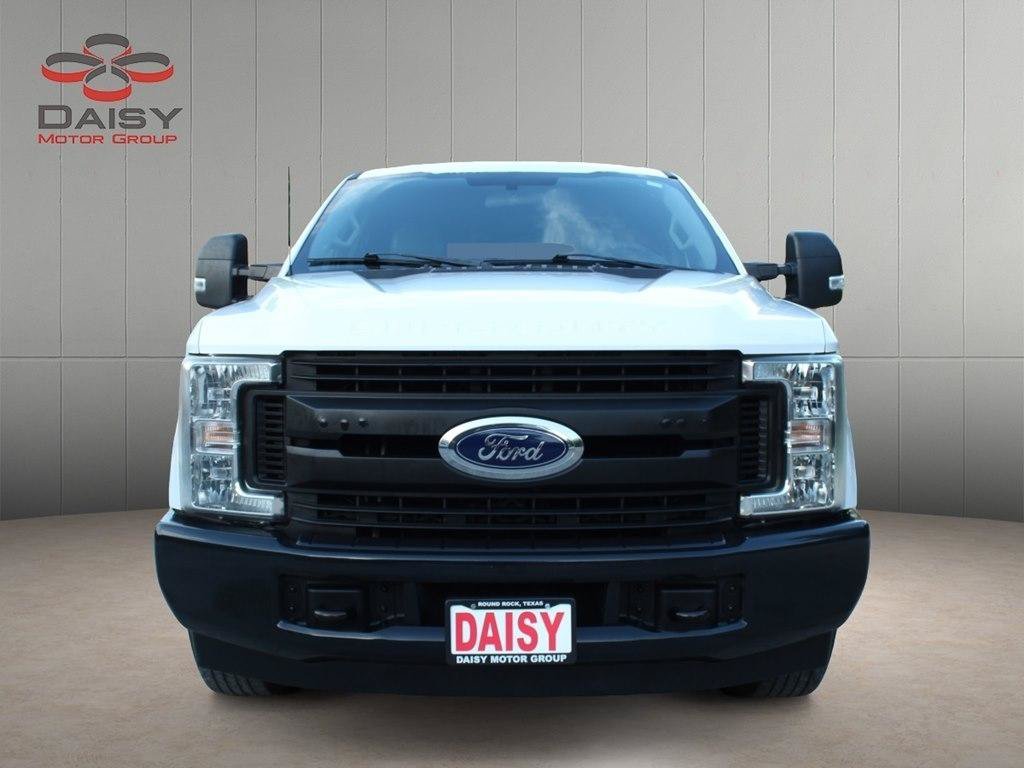 Used 2019 Ford F250 XL w/ Power Equipment Group RWD image 2