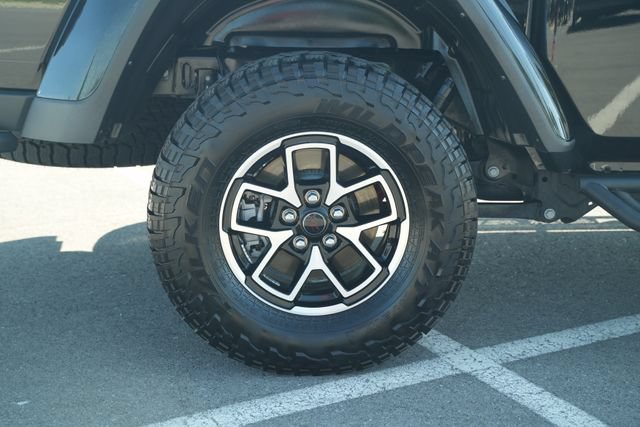 Used 2025 Jeep Gladiator Rubicon AWD/4WD image 47