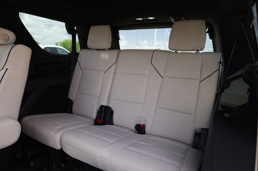 Used 2026 Cadillac Escalade Sport RWD image 31