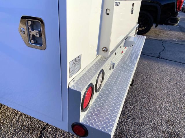 Used 2022 Ford F250 XL w/ STX Appearance Package image 11