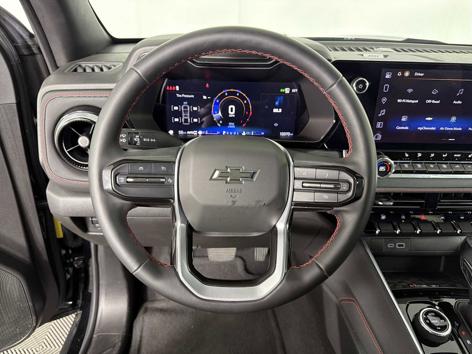 Certified 2024 Chevrolet Colorado Z71 w/ Z71 Convenience Package 2 image 21