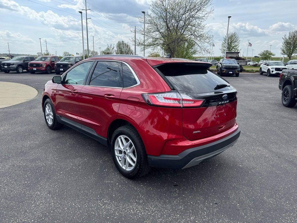Used 2024 Ford Edge SEL w/ Convenience Package AWD/4WD image 5