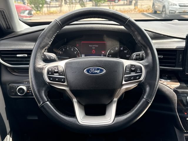 Used 2022 Ford Explorer Limited w/ Equipment Group 301A AWD/4WD image 14