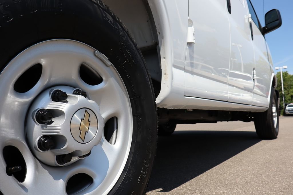 New 2025 Chevrolet Express 2500 w/ Driver Convenience Package image 28