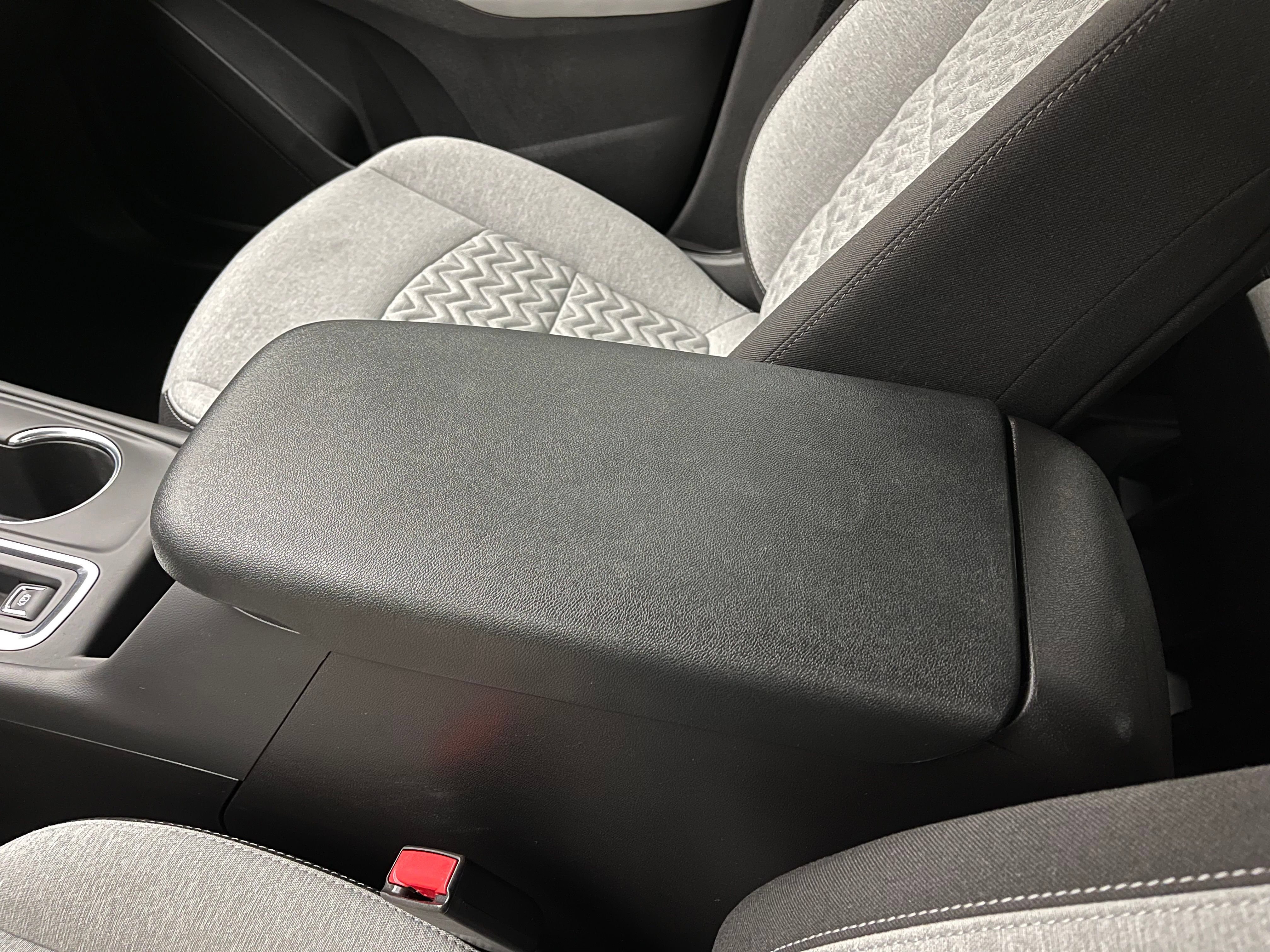 Used 2024 Chevrolet Equinox LS FWD image 25