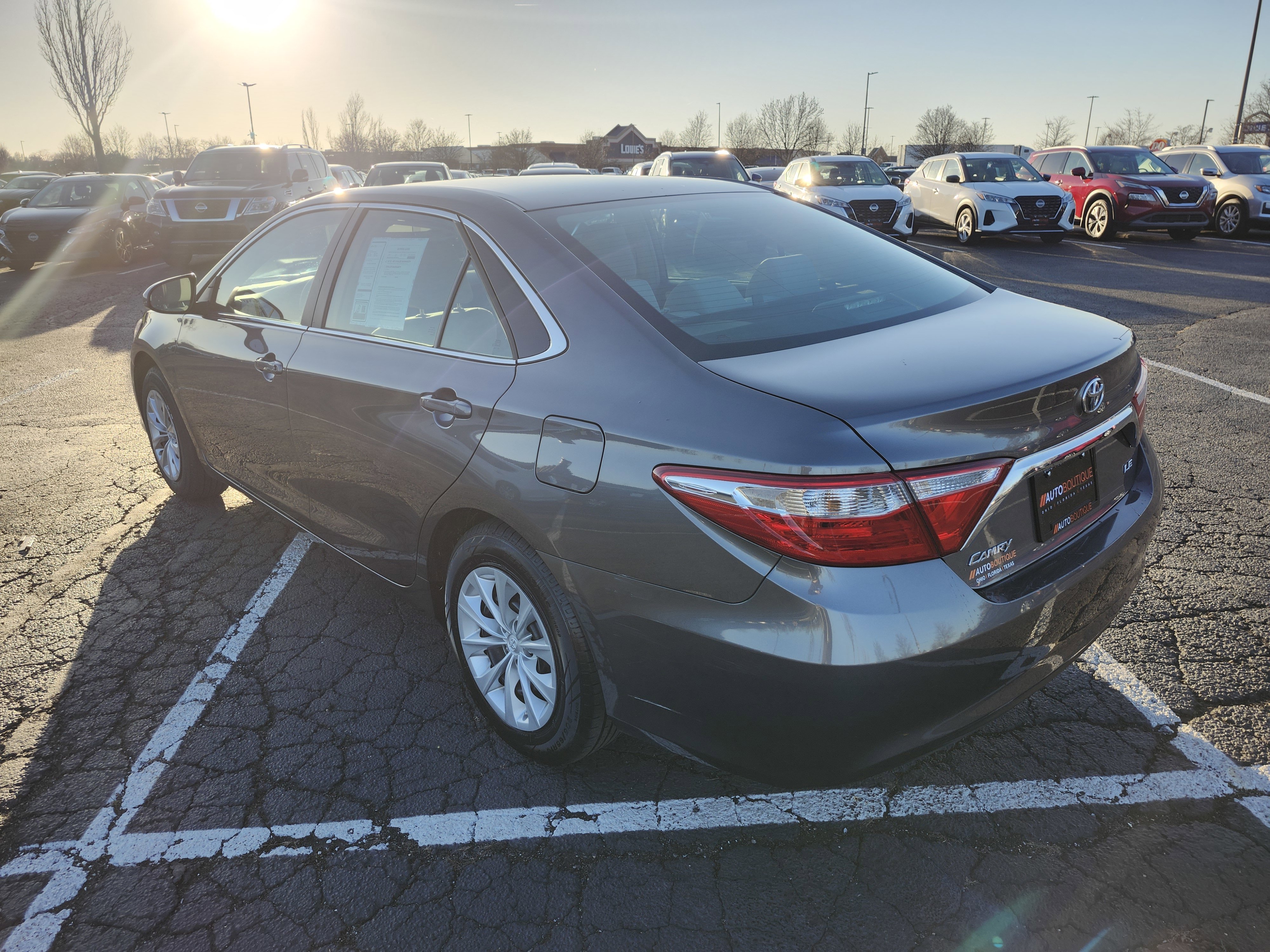 Used 2017 Toyota Camry LE image 12