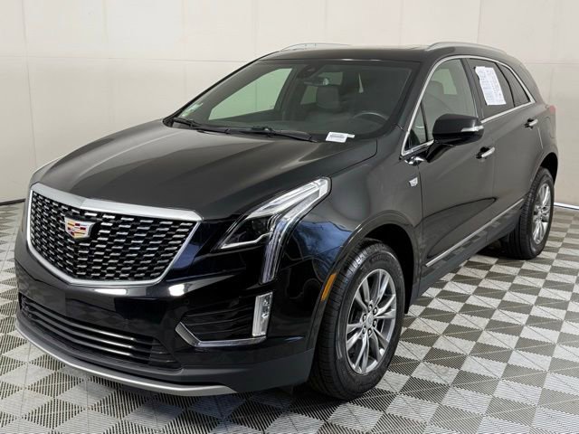 Certified 2022 Cadillac XT5 Premium Luxury image 2