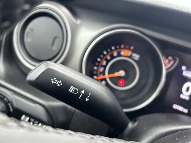 Used 2022 Jeep Wrangler Sport S image 26