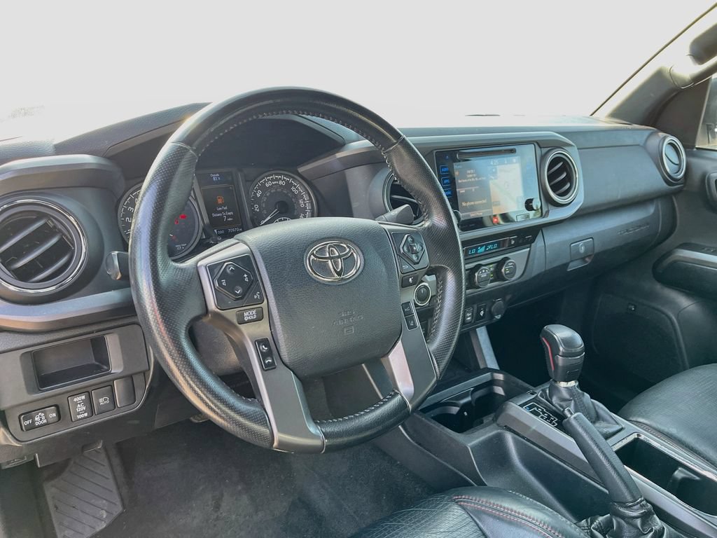 Used 2019 Toyota Tacoma TRD Pro AWD/4WD image 9