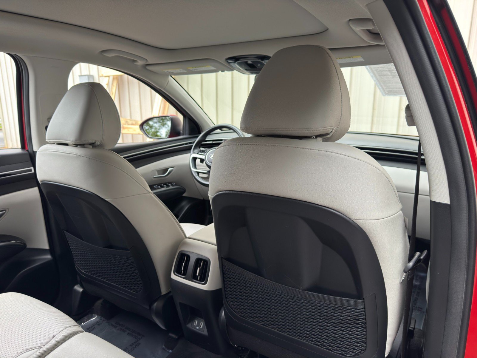 Used 2022 Hyundai Tucson Limited w/ Cargo Package AWD/4WD image 37