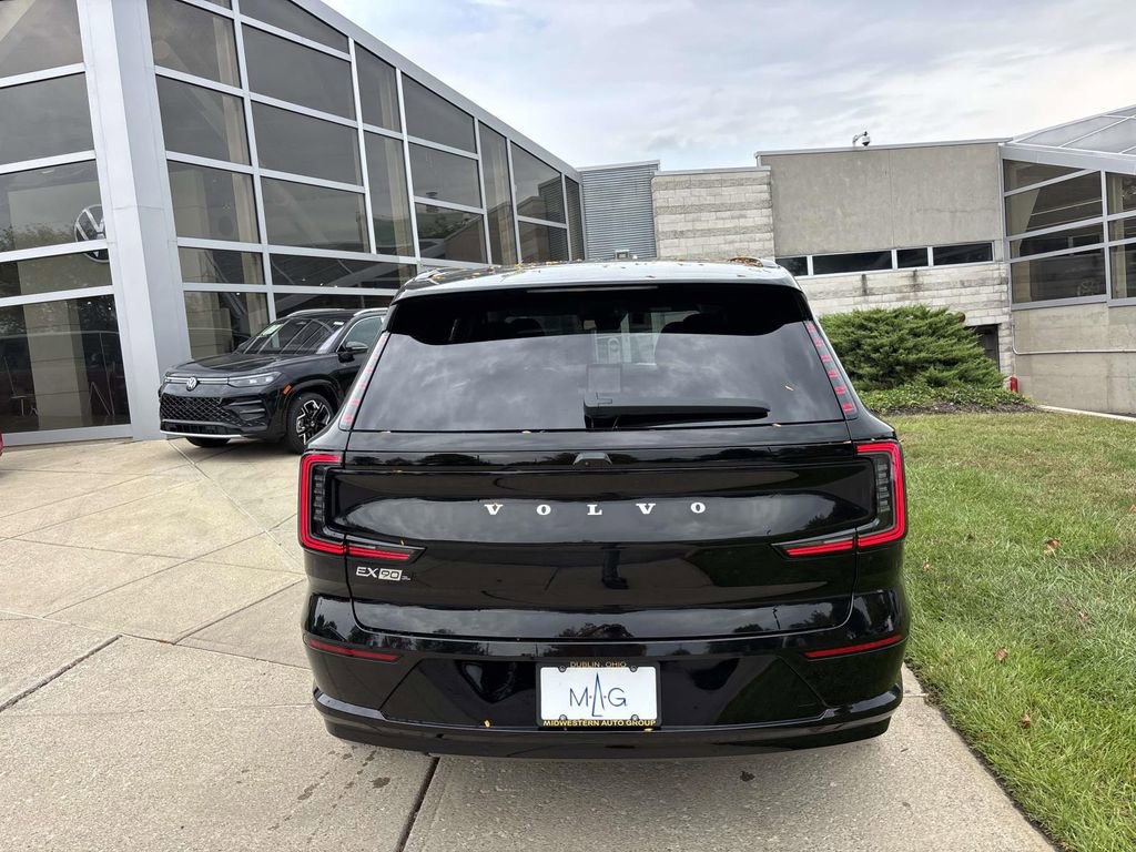 New 2025 Volvo EX90 Ultra w/ Protection Package Premier image 6